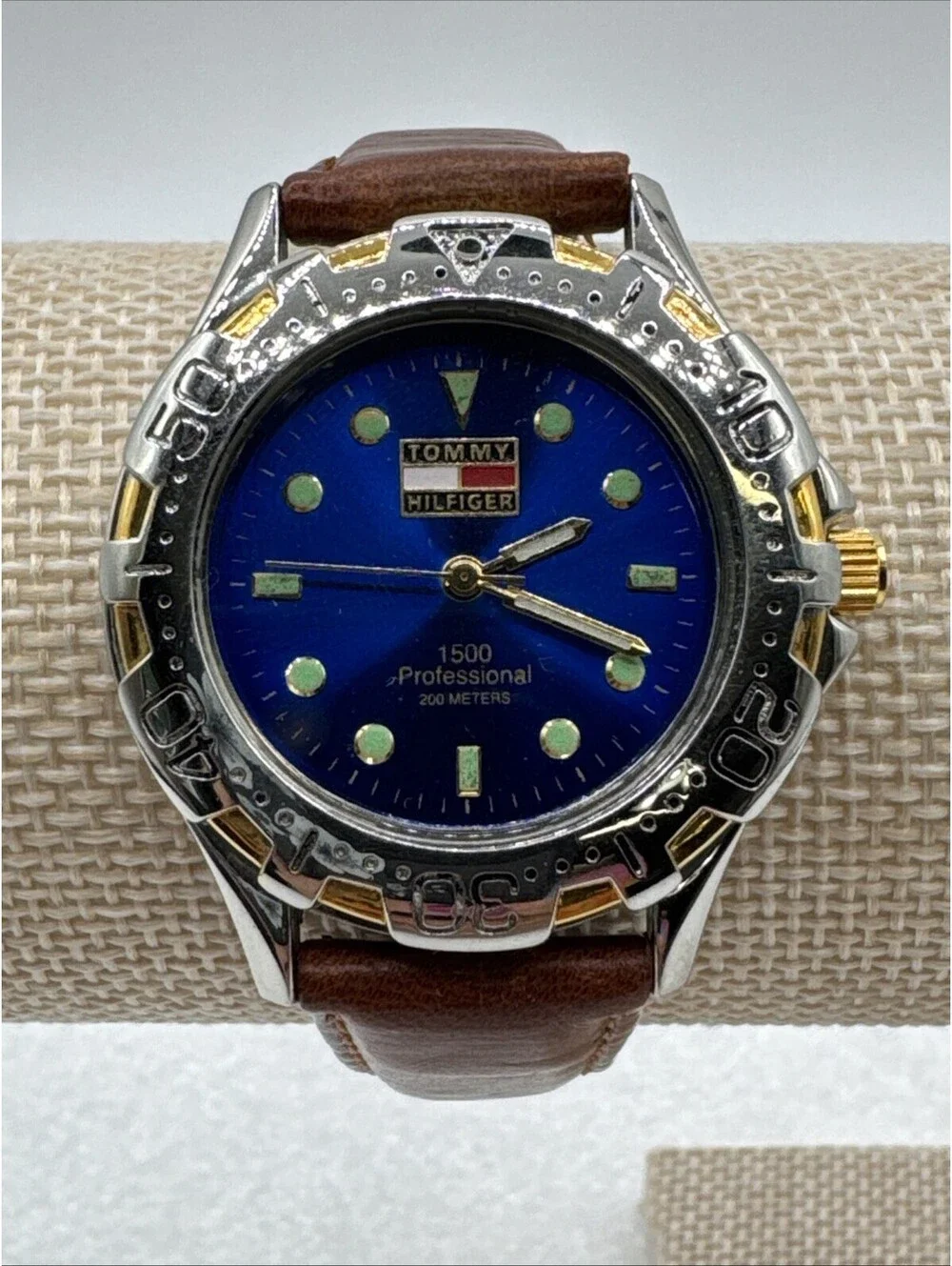 Tommy Hilfiger 1500 Professional Water Resistant Watch New Battery Leather Strap